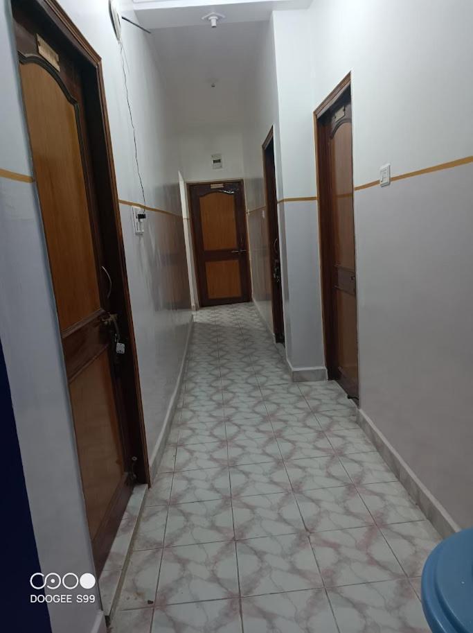 Tara Guest House Bodh Gaya Exteriör bild
