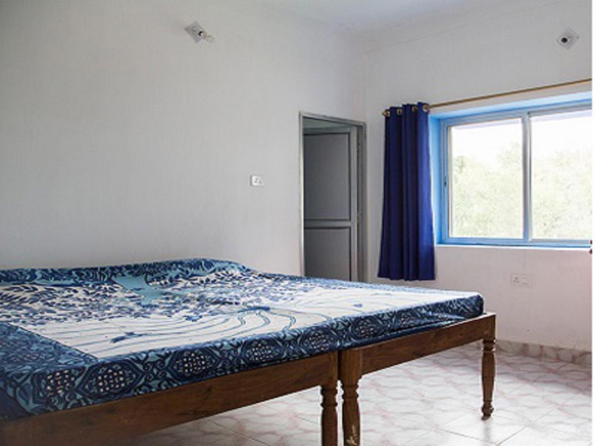 Tara Guest House Bodh Gaya Rum bild