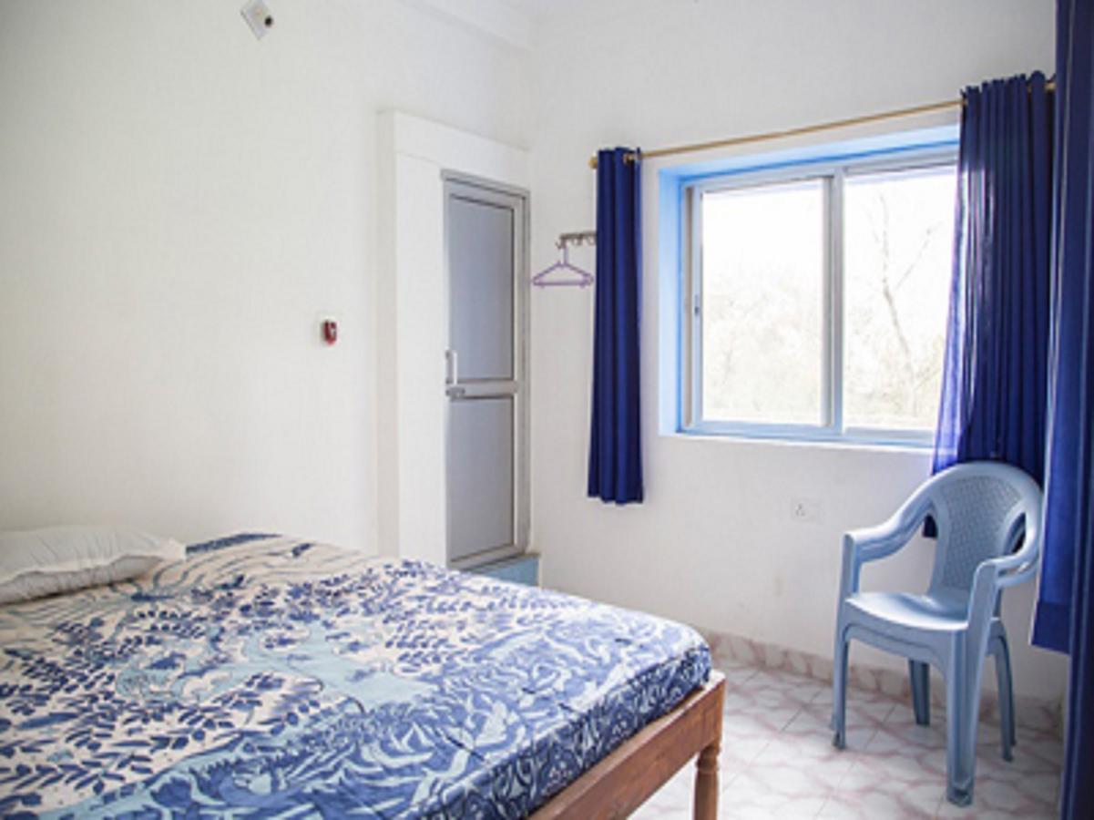 Tara Guest House Bodh Gaya Rum bild
